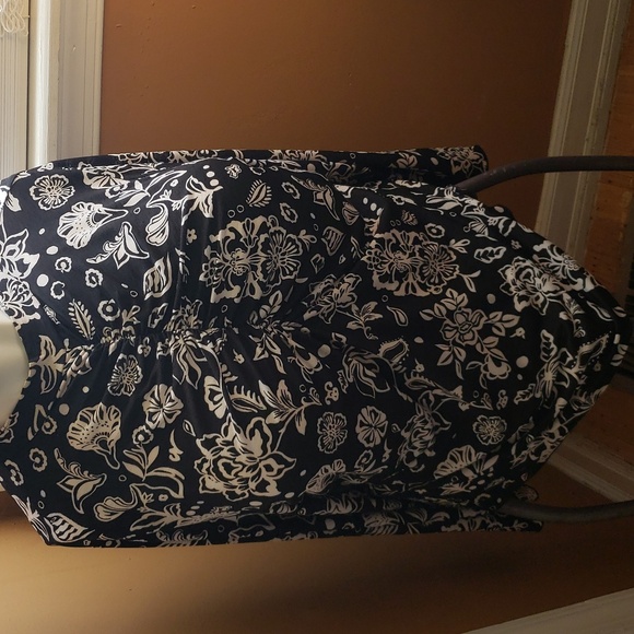 🆕️Ladies lightweight top​ - Picture 5 of 10